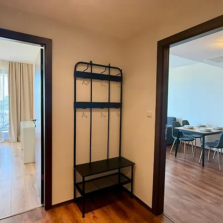 Sunny Family Apartment *