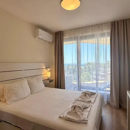 Sunny Family Apartmán Sluneční pobřeží