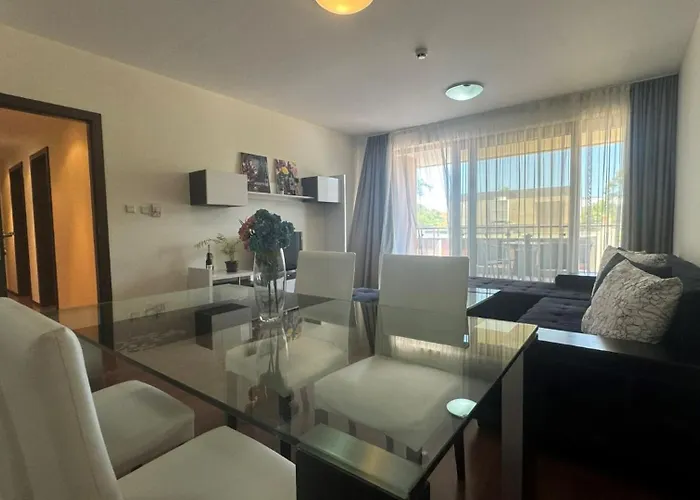 Sunny Family Apartman *